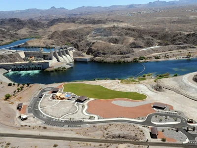 Presa Davis y el río Colorado